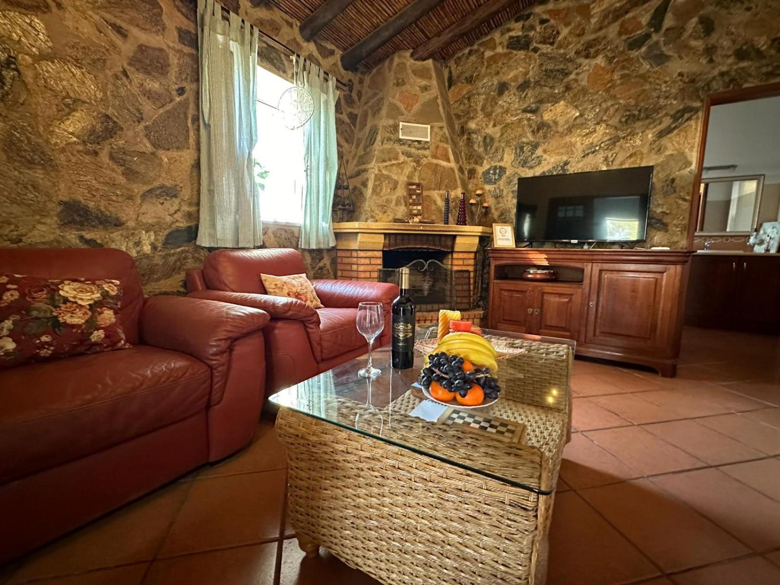 Casa Dos Avos Holiday home Estorninhos